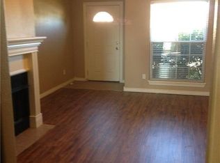 906 Kensington Dr, Centerton, AR 72719