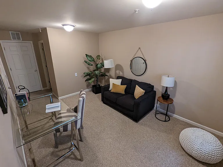 46358 Hobbs Sq — Photo 7