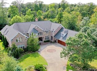 7642 Royal Portrush Dr, Solon, OH 44139