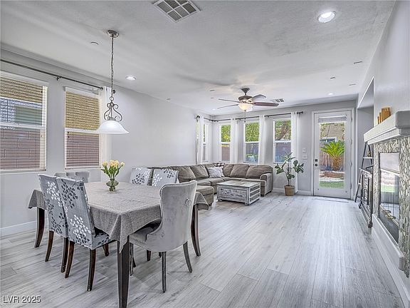 4th image of 4128 Erinbird Ave