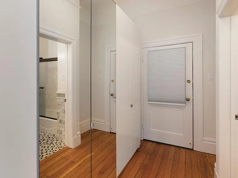 507 Haight St #E — Photo 15