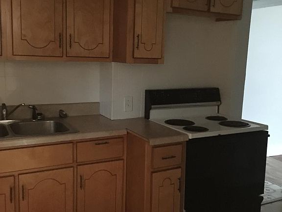 small but cute kitchen