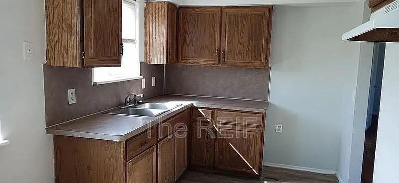 Building Photo - 6203 Hilton Ln