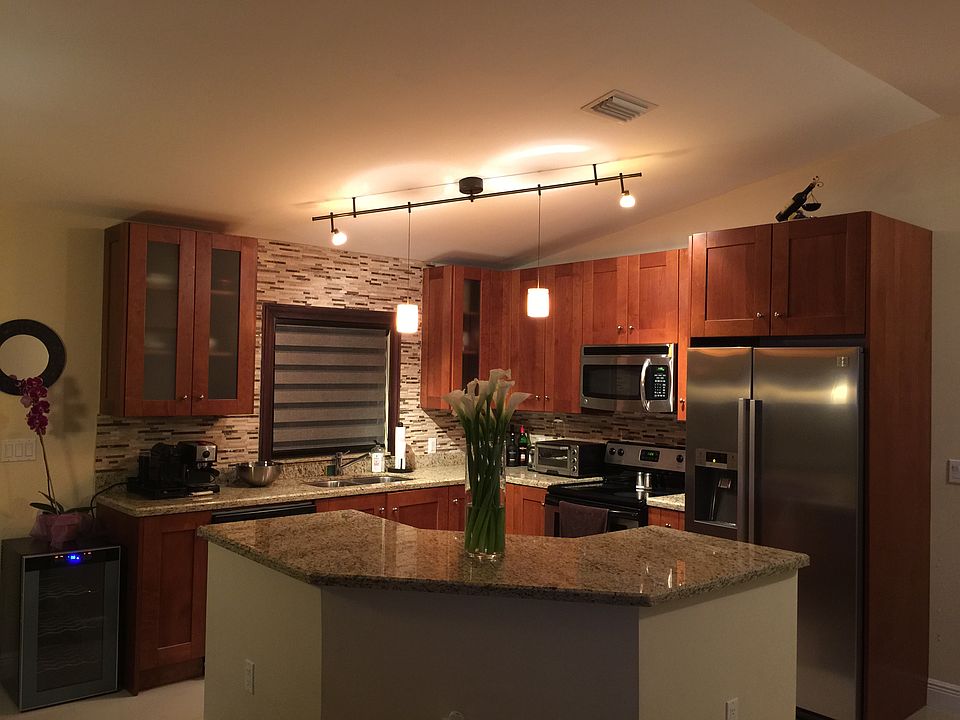 Kitchen with island