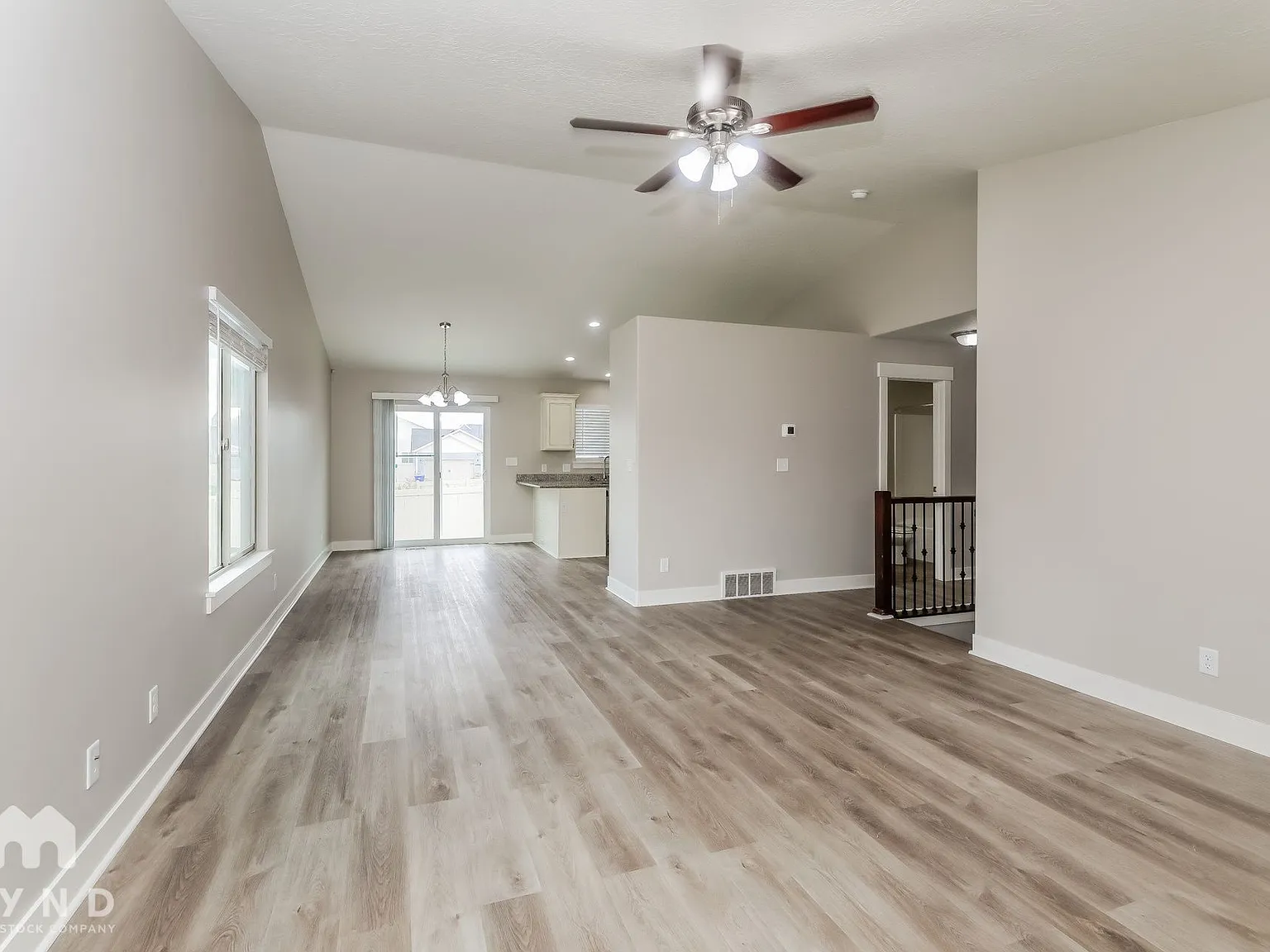 5 bed, 3.0 bath, 2814 sqft, $2,695 — Photo 4