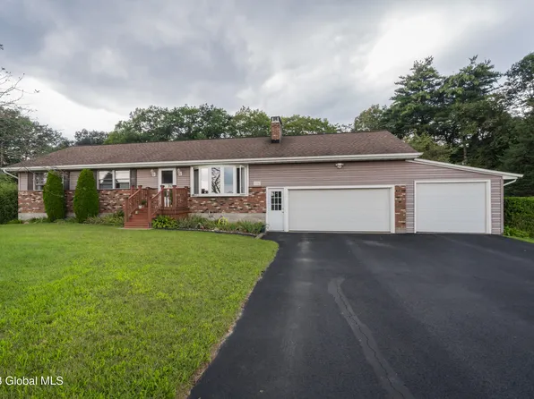 116 Van Aernem Road, Malta, NY 12020
