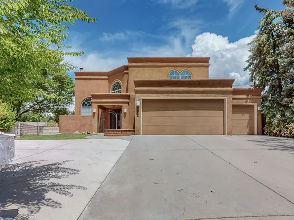 7624 Don Gaspar Dr NE, Albuquerque, NM 87109