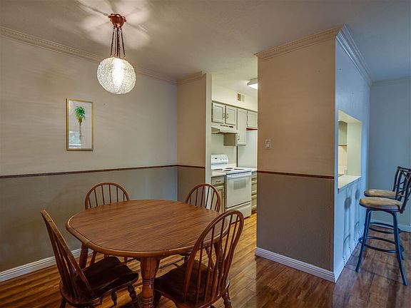 4th image of 505 Oppenheimer Dr APT 202