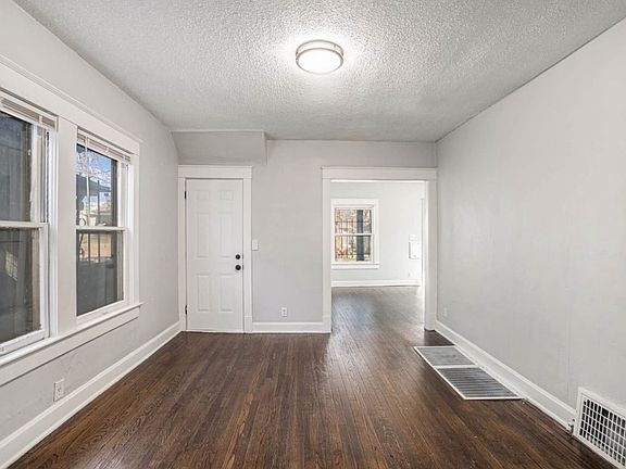 4th image of 2708 N 13th St #2