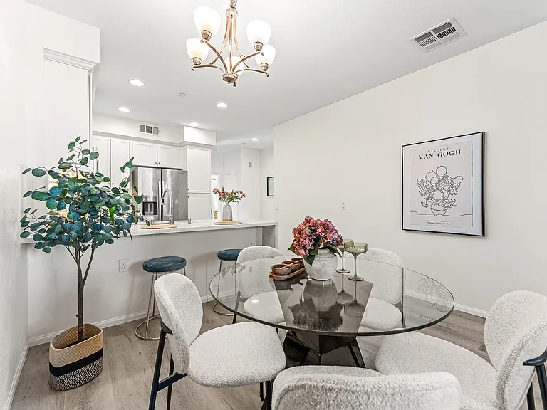 503 S Brea Blvd #18 — Photo 19