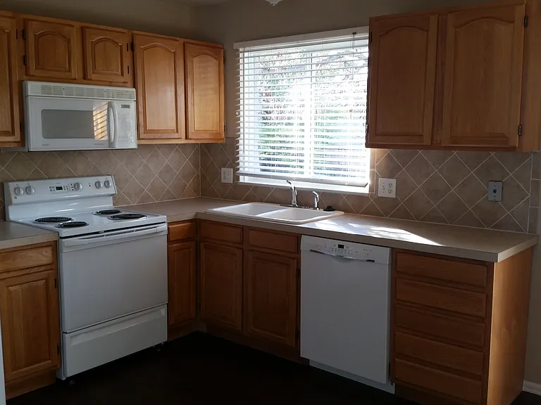 W Troutman Pkwy — Photo 2