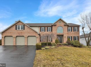 110 New York Ave, Sinking Spring, PA 19608