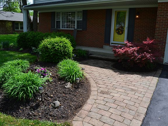 4th image of 410 Walsingham Ct