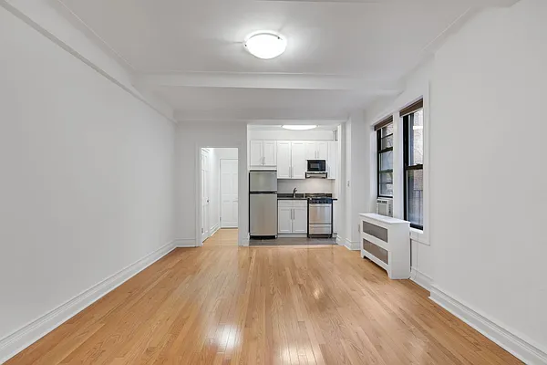 Rented by Cooper & Cooper Real Estate | media 15