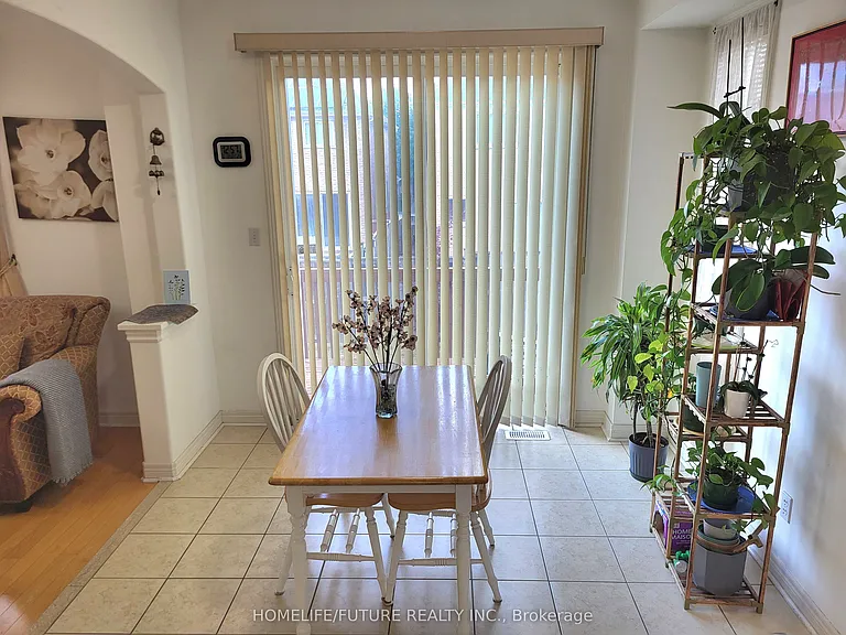 72 Sharon Lee Dr — Photo 11