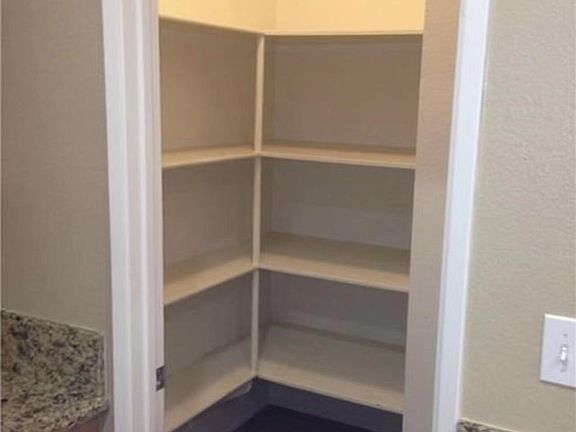 5th image of 11137 Dallas Pl