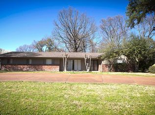 5680 N Angela Rd, Memphis, TN 38120