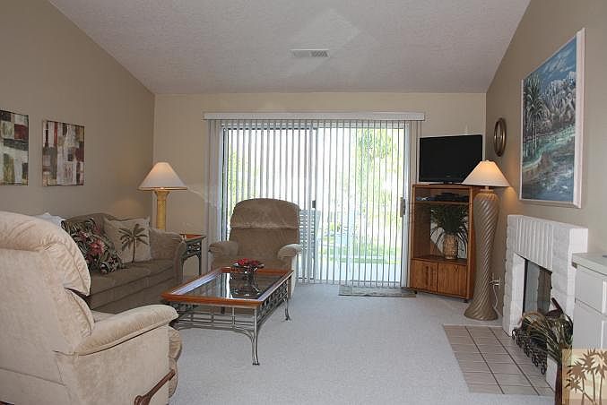 1st image of 704 Vista Lago Cir N