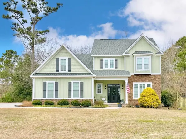 506 Center Drive, Hampstead, NC 28443