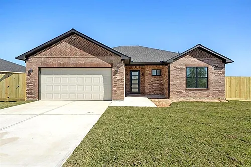223 Road 5714 Photo 1