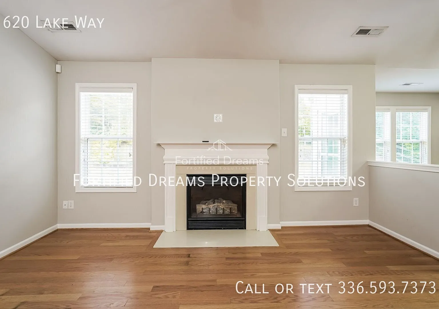Cozy 3-Bedroom Home with a Fireplace and Yard in Convenient Kernersville!! — Photo 2