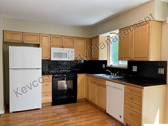 4th image of 308 Briarwood Rd