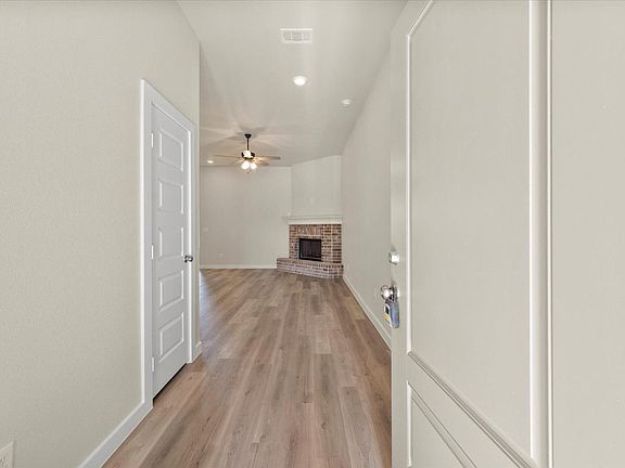 2nd image of 2704 Turner Ave