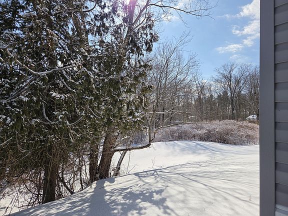 3rd image of 39 Smart Road