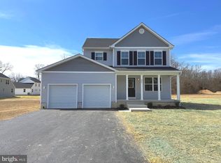 804 Chapel Dr, Vineland, NJ 08361