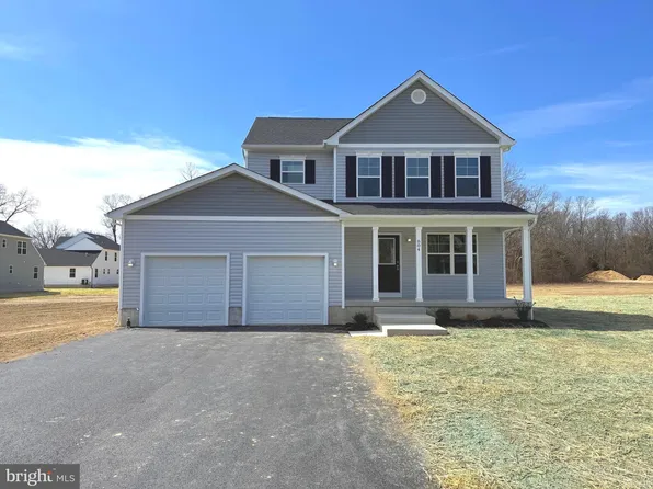 804 Chapel Dr, Vineland, NJ 08361