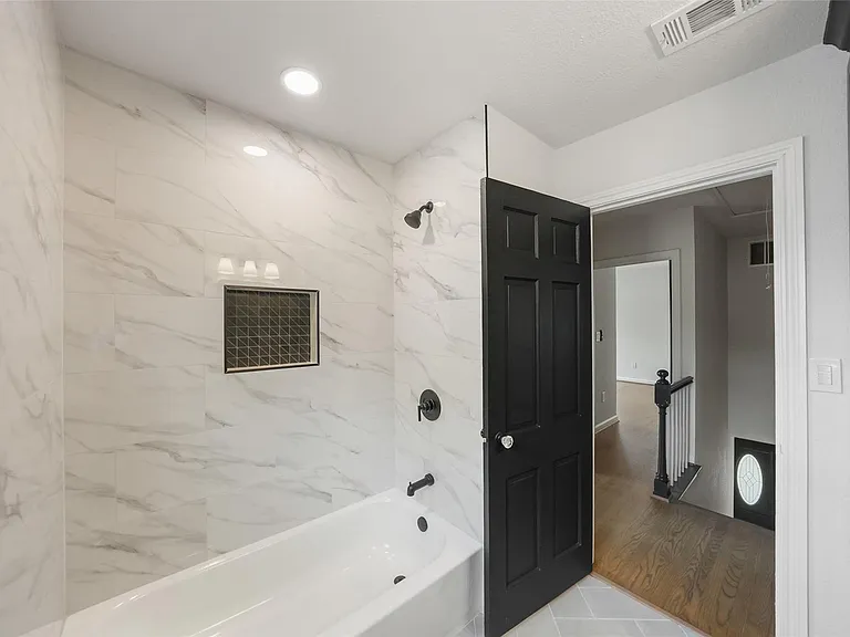 3809 Southmore Blvd — Photo 21