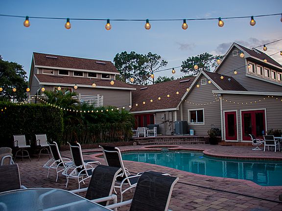 Market lights on a timer