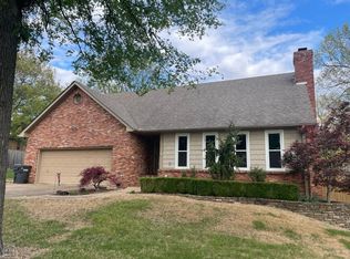 2208 Oak Hollow Cv, Jonesboro, AR 72401
