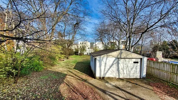 1408 King Hollands Ave — Photo 13