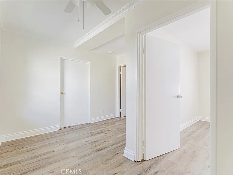 4927 Lexington Ave — Photo 9