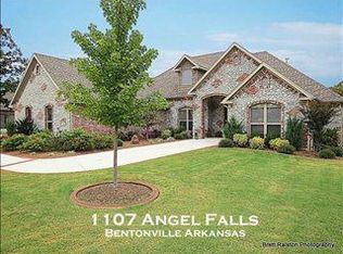 1107 NW Angel Falls Rd, Bentonville, AR 72712