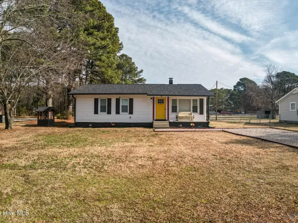 211 Viverette Avenue, Battleboro, NC 27809