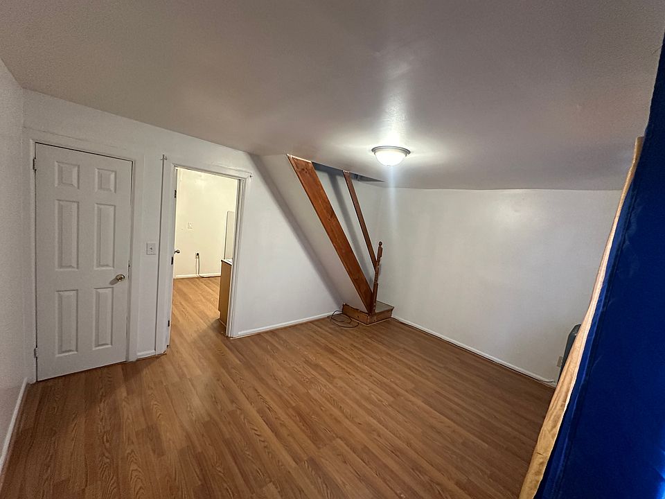 1st image of 14808 133rd Ave Floor 2