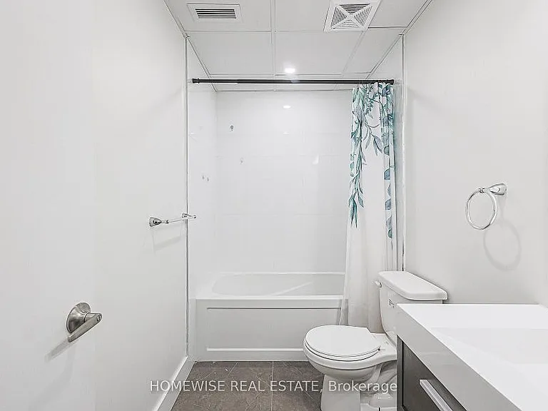 3020 Dundas St W #204 — Photo 11