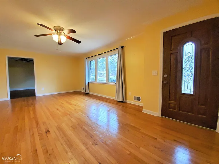 48 Leigh St — Photo 3