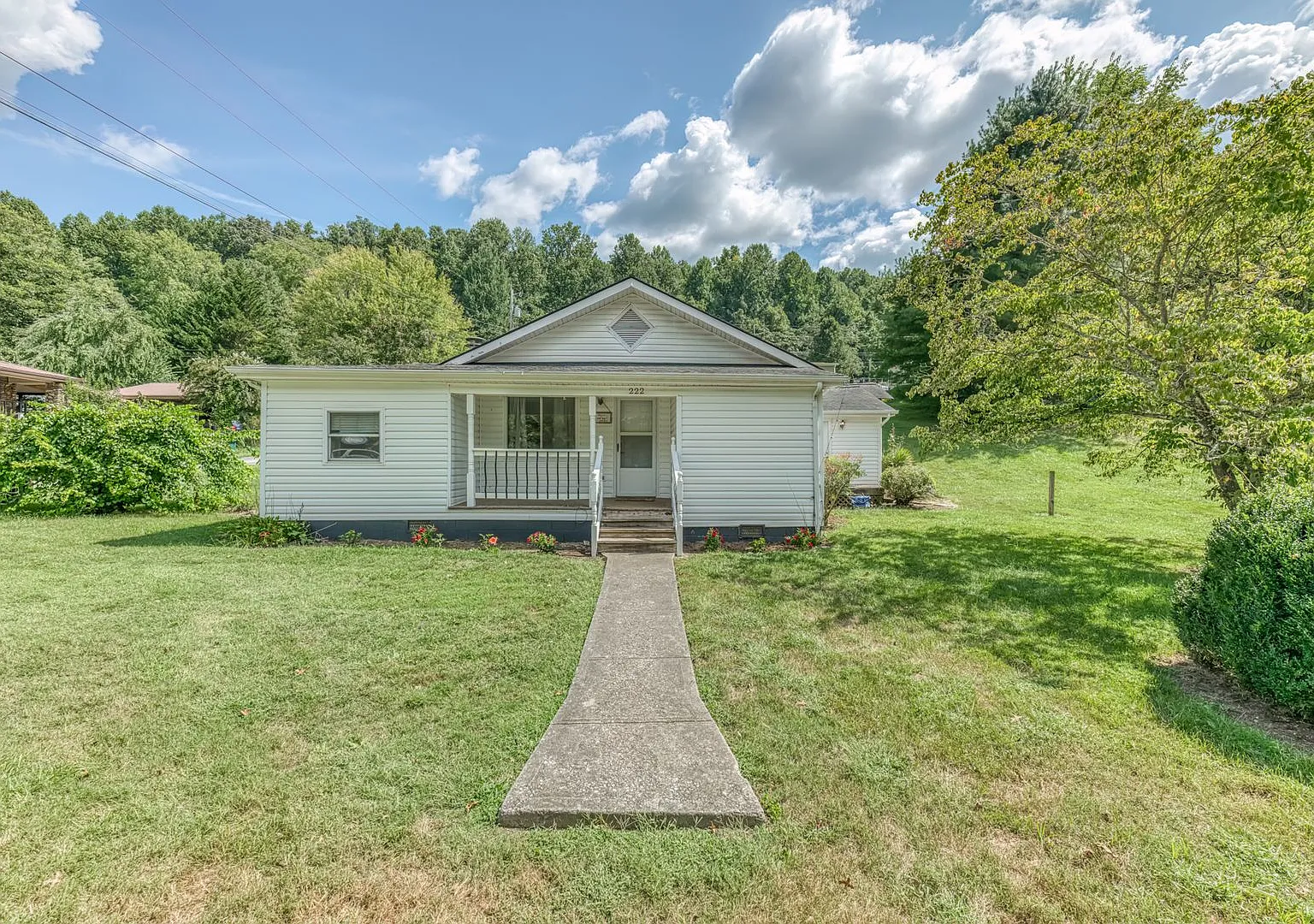 3br/2bath home in Erwin TN — Photo 1