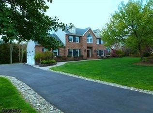 634 Park Pl, Galloway, NJ 08205