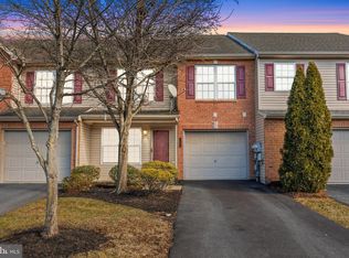 1222 Cross Creek Dr, Mechanicsburg, PA 17050