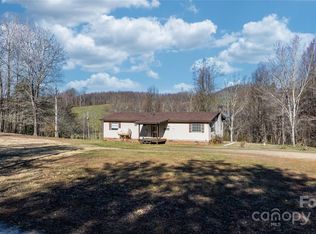 1366 Vashti Rd, Taylorsville, NC 28681