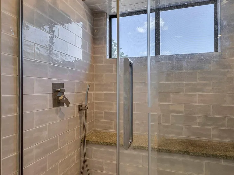 12312 Yarmont Way — Photo 23