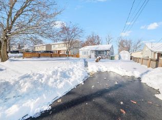 21 Mountain Ave, Middletown, NY 10940