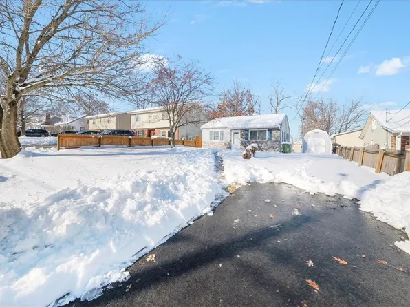 21 Mountain Avenue, Middletown, NY 10940
