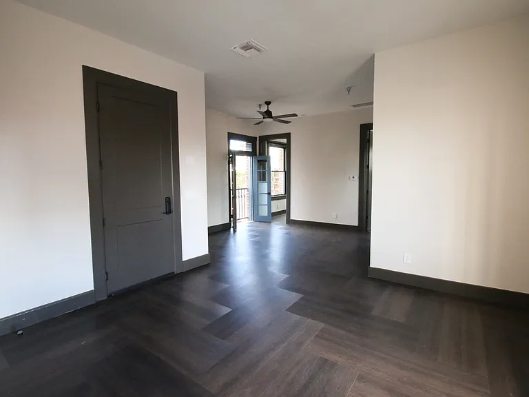 Julian Drew Lofts — Photo 10