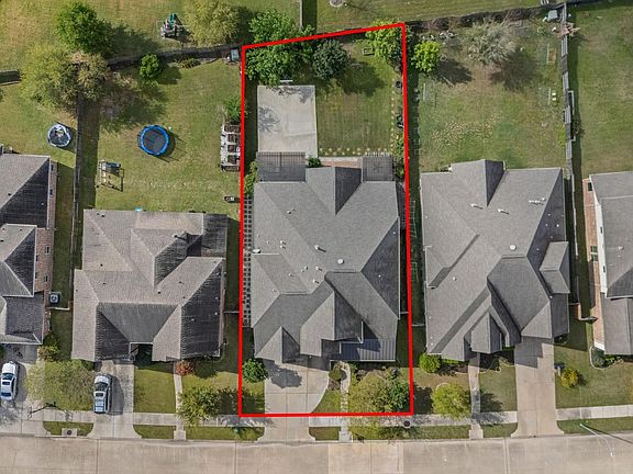3rd image of 17715 Balintore Ln