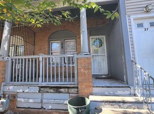 25 N 28th St, Camden, NJ 08105